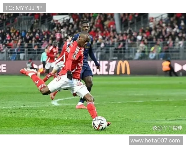 图卢兹与奈斯的精彩对决揭示法甲联赛的竞争激烈与球队实力的较量